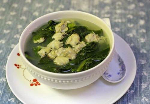 Asian Spinach Soup with Hard Clams - Canh Mồng Tơi nấu Nghao