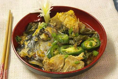 Vietnamese Fish Recipe - Đầu Cá Kho Ớt Xanh