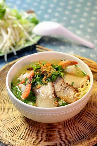 Vietnamese Noodle Recipes - Mì Trứng Xá Xíu