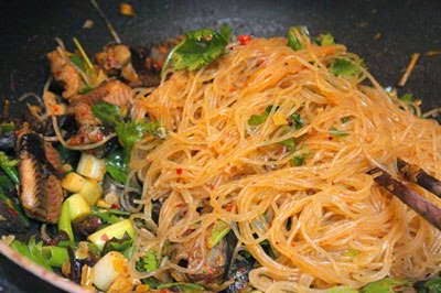 Vietnamese Noodle Recipes - Miến Xào Lươn