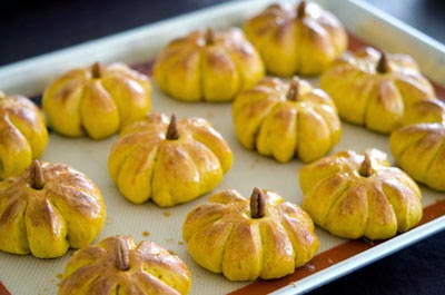 Pumpkin Cakes (Bánh Bí Ngô)