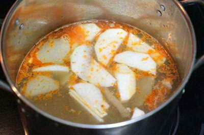 Rice Pasta Soup with Pork Stick - Súp Nui Gạo và Chả
