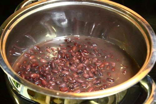 Red Bean Sweet Soup with Tapioca and Coconut Milk