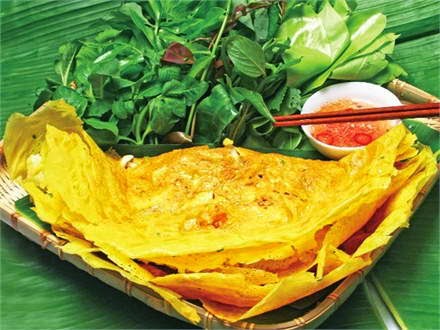 Vietnamese Crepe Dish Recipe ( Banh Xeo )